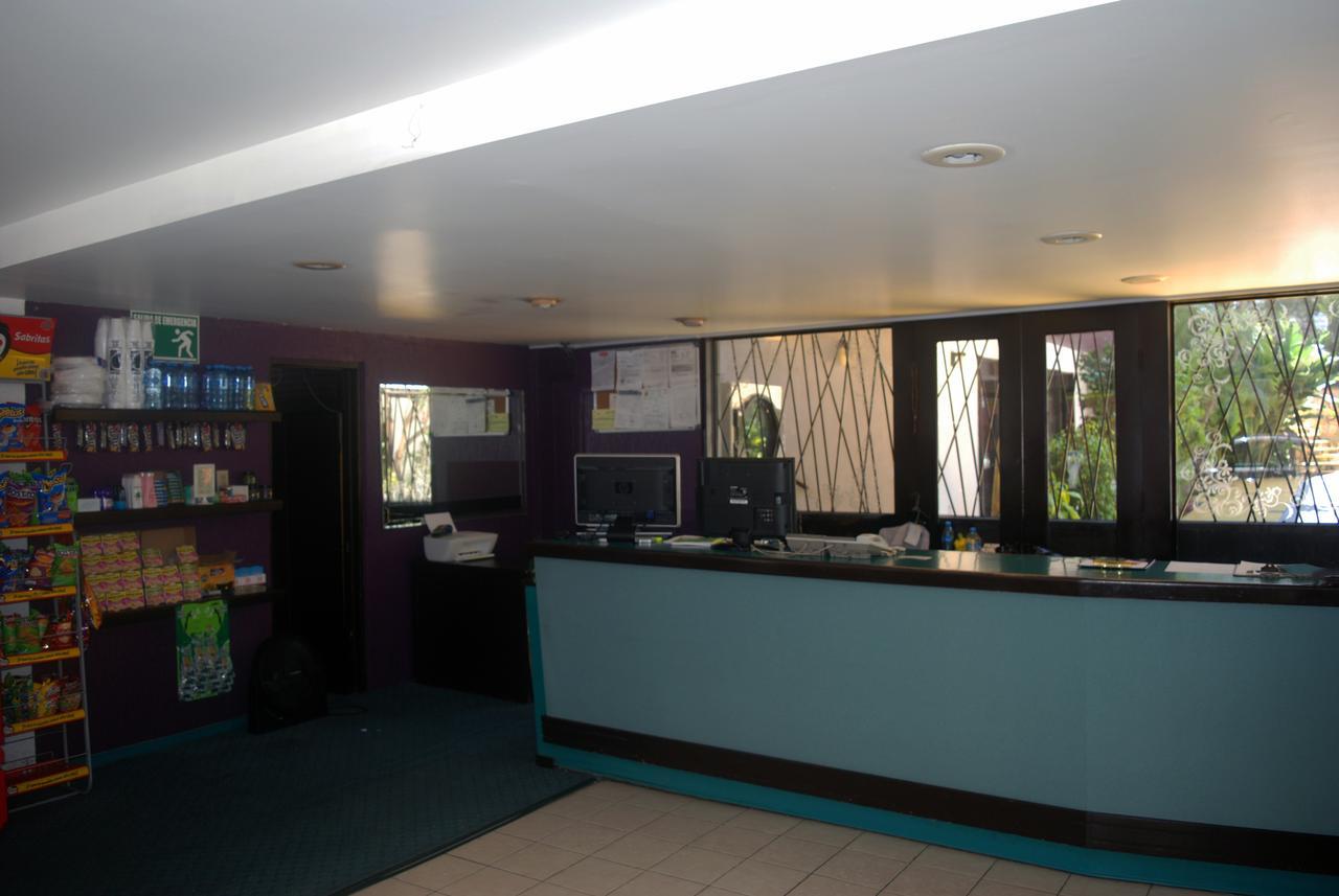 Hotel Suites Royal Tijuana Exterior photo